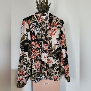 Womens bar lll print blouse size XL
